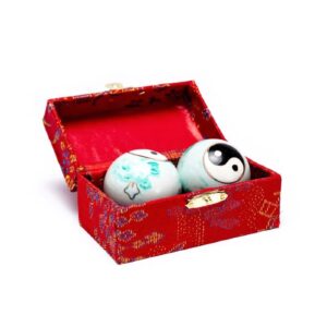 Alternative view of Yin Yang Health Balls